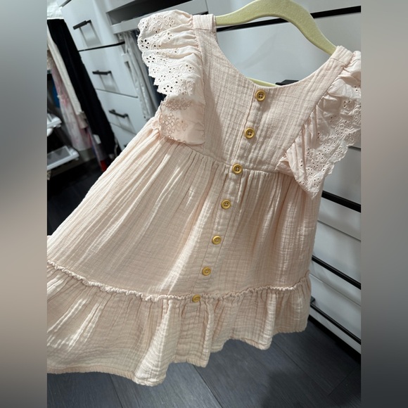 Pink Ruffled Dress - Picture 4 of 4